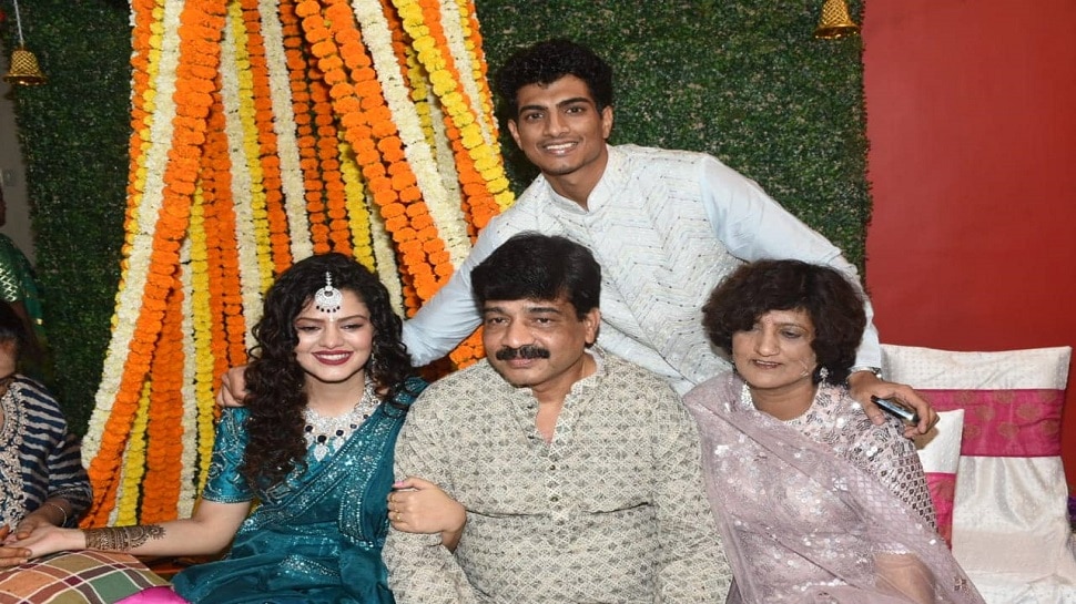 palak muchchal, palak muchchal wedding, palak muchchal mithun, palak muchchal mehendi ceremony,  palak muchchal singer, marathi news, news in marathi  