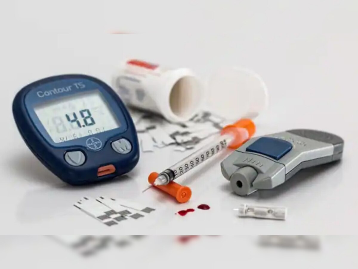 Diabetes : डायबिटीज होण्यापूर्वी शरीराकडून 'हे' संकेत, ओळखले नाहीतर मोठा धोका title=