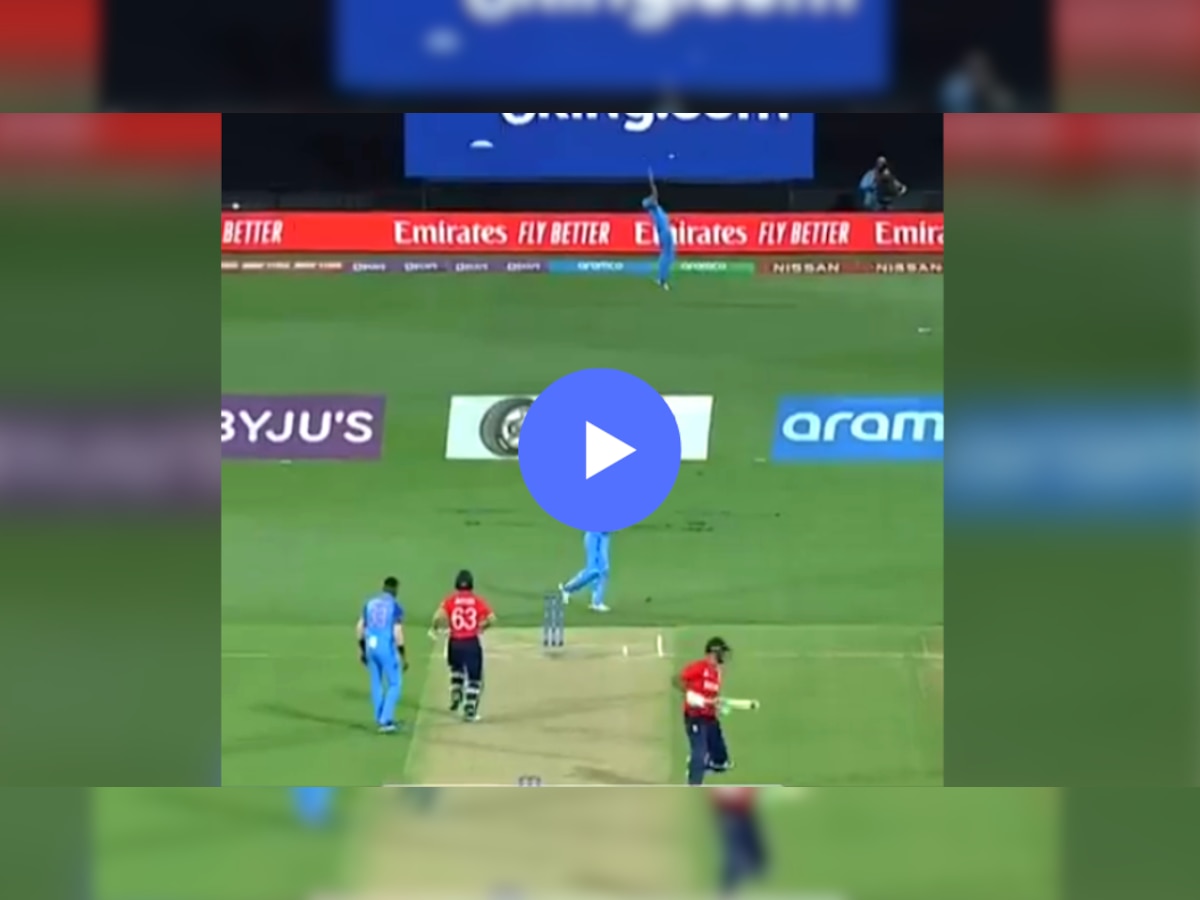 Mohammed Shami: शमीचं डोकं फिरलं की काय? भलतीकडेच केला थ्रो...Video पाहून तुमचाही चढेल पारा! title=