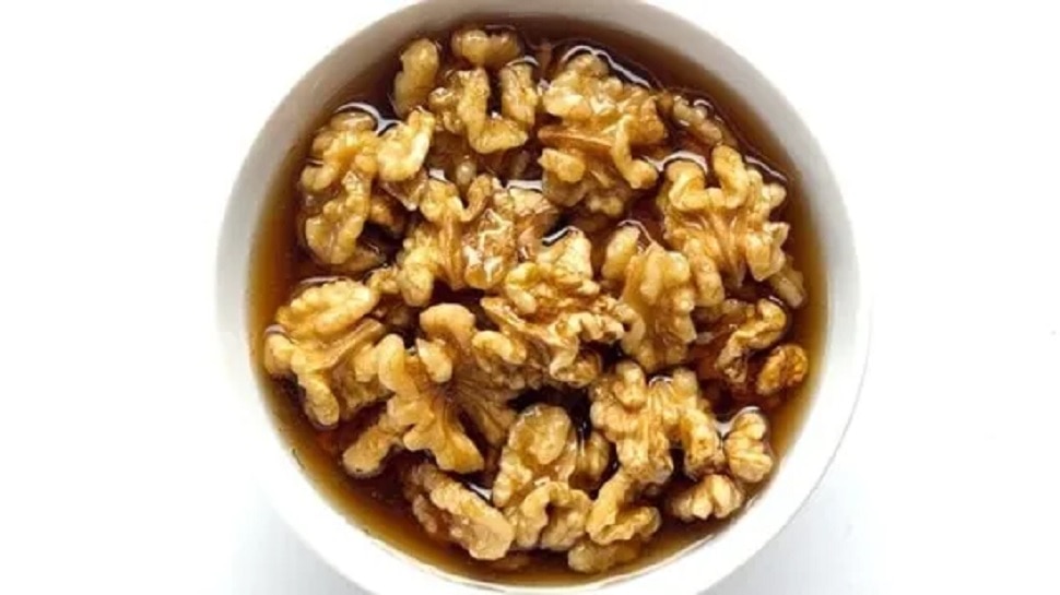 health benefits of eating soaked walnuts for pregnant women Know Details dp