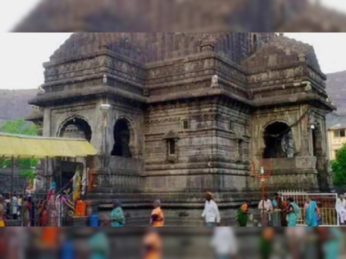 मंदिरात गेल्यावर तुम्ही प्रदक्षिणा घालता! कोणत्या देवासाठी किती परिक्रमा, जाणून घ्या title=