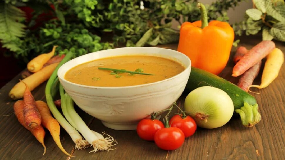Weight Loss These 3 soups help you lose weight during winter days Weight Loss सर्दीच्या दिवसांत
