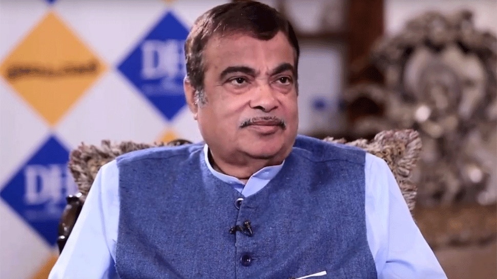 central minister nitin gadkari sick at west bengal during to launch