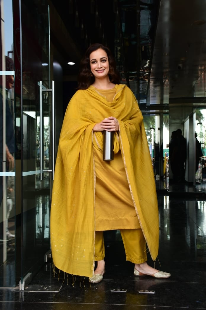 dia mirza, fashion, look, viral photo, style, bollywood, entertainment, news, mumbai