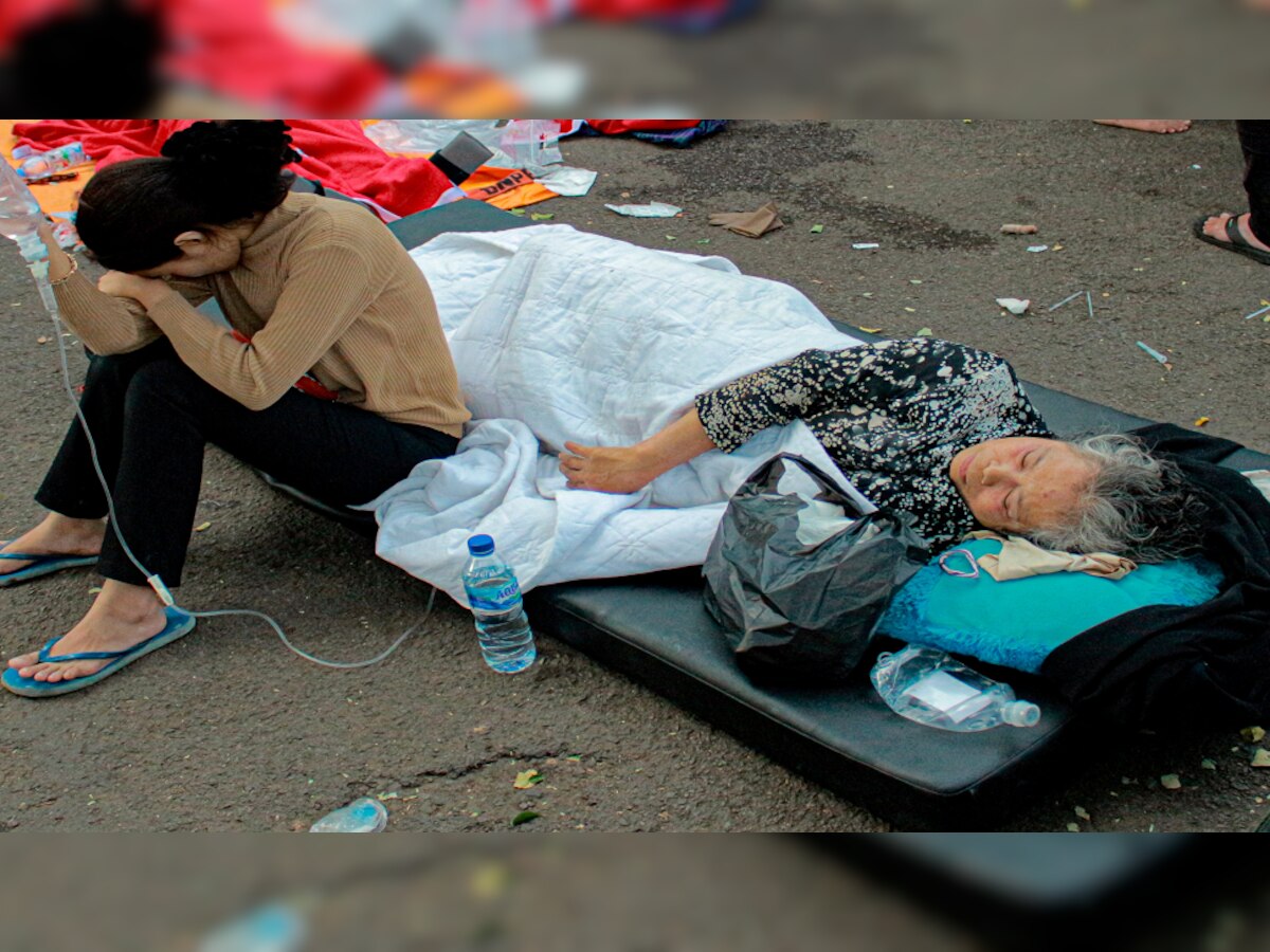 Indonesia Earthquake : अतिप्रचंड भूकंपात 162 मृत्यू; कावऱ्याबावऱ्या नागरिकांचे चेहरे काळजात धस्स करणारे  title=