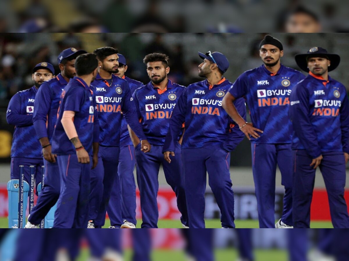 न्यूझीलंड दौऱ्यानंतर Team India मध्ये होणार मोठे बदल; एकत्रच 8 खेळाडूंची होणार गच्छंती! title=