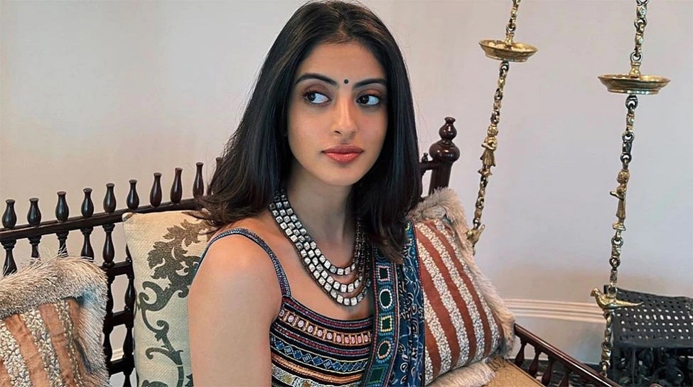 amitabh bachchan grandaughter navya nanda