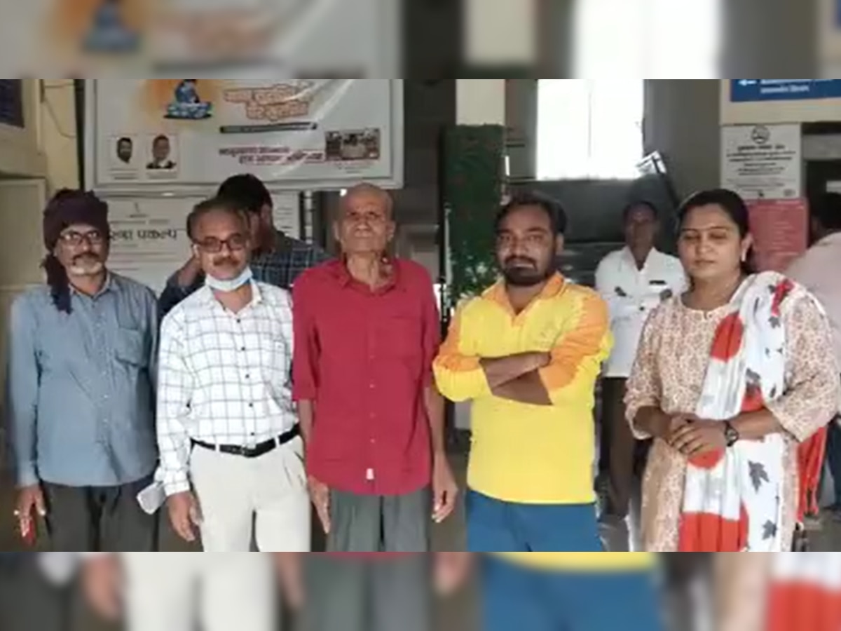 सीमावाद पेटलेला असताना मराठमोळ्या डॉक्टराकडून माणुसकीचे दर्शन; कानडी रुग्णाला दिलं जीवनदान title=