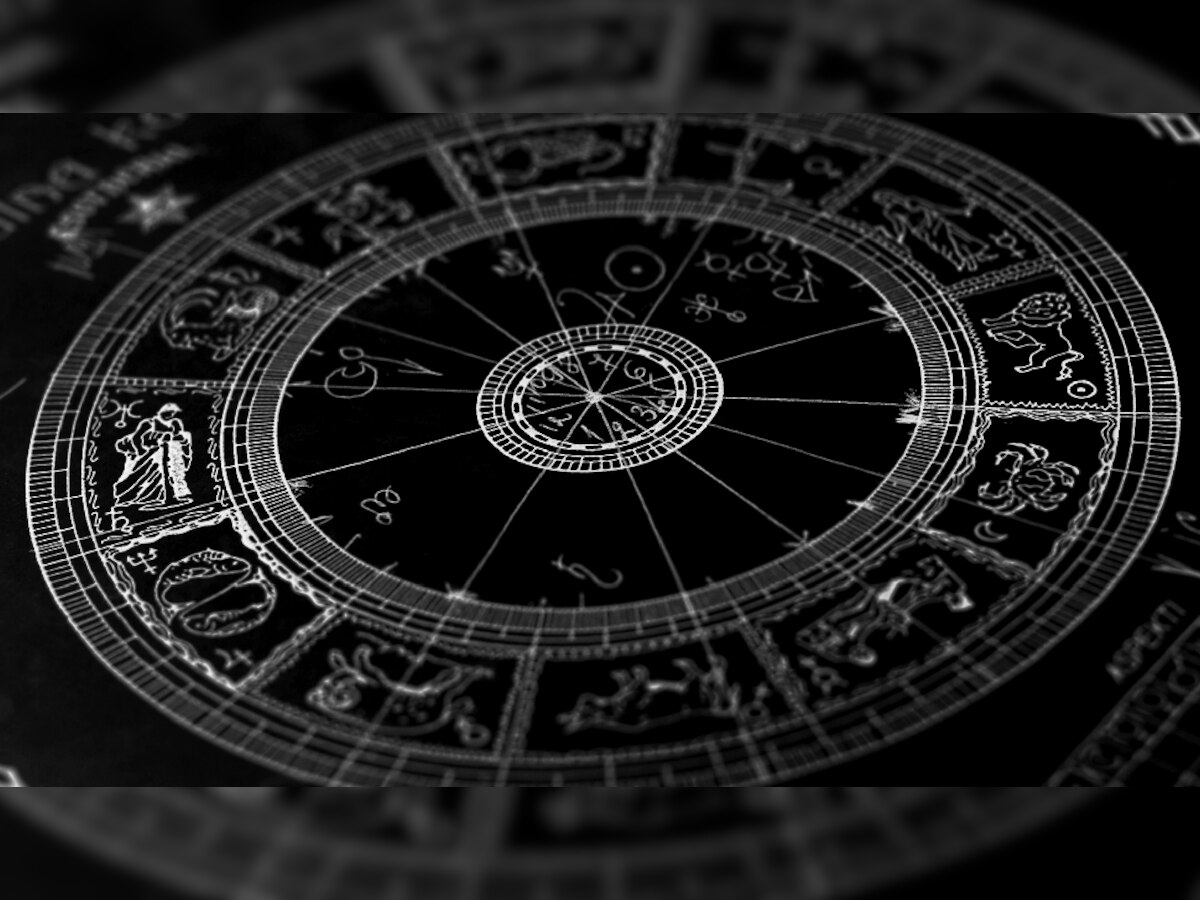 Horoscope 10 December : या राशीच्या व्यक्तींच्या आरोग्यावर परिणाम होण्याची शक्यता! title=