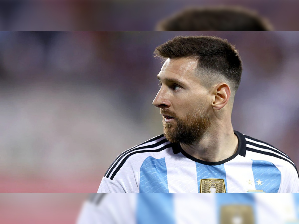 FIFA World Cup 2022: Lionel Messi ला गंभीर दुखापत; अंतिम सामन्यापूर्वी अर्जेंटिनाला मोठा धक्का  title=