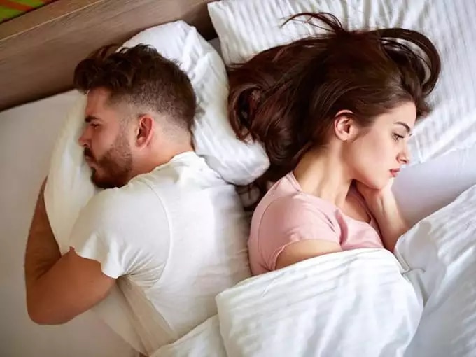 relationship tips for couples, sleeping positions, lifestyle