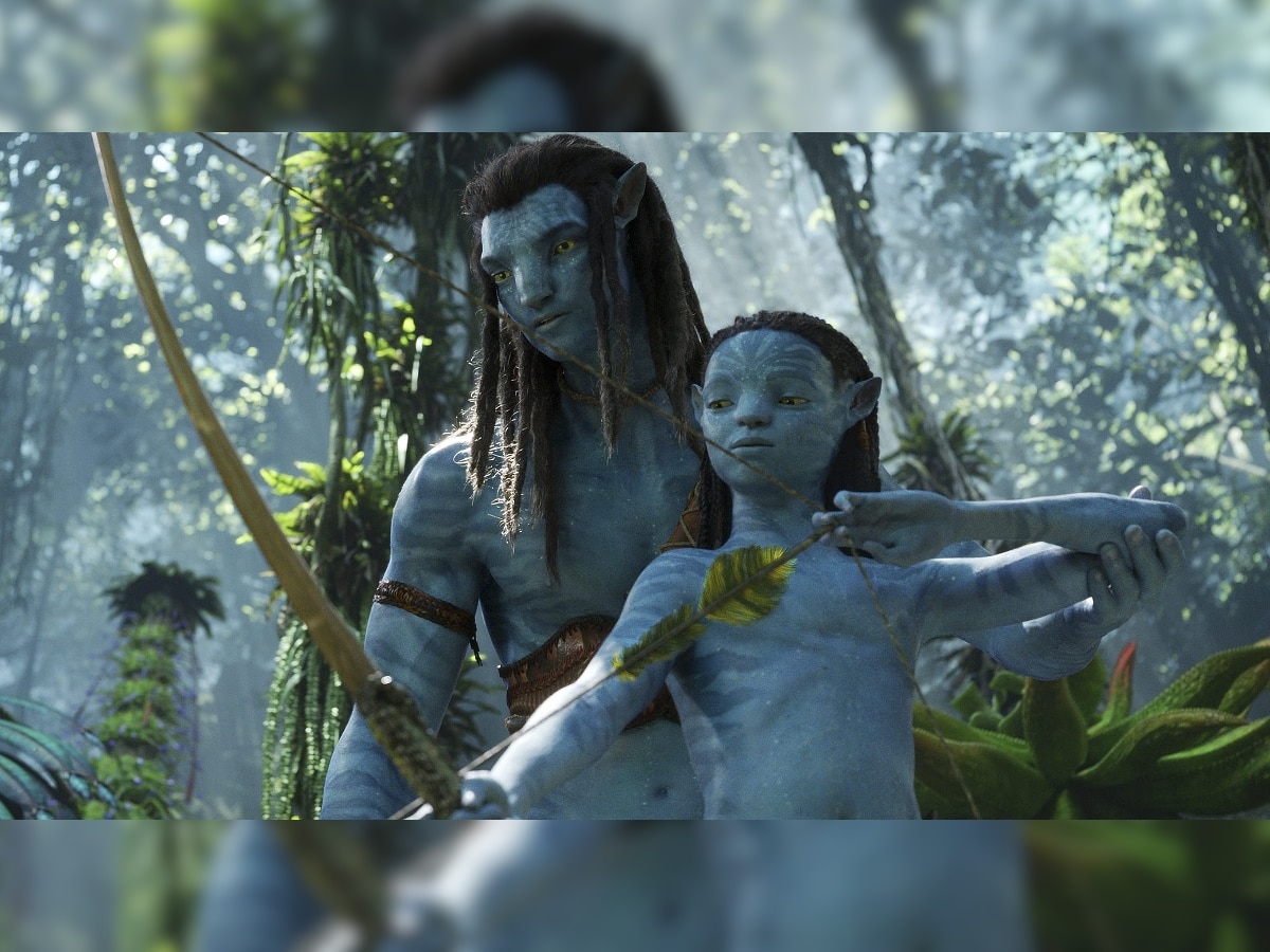 Avatar 2 Collection : लवकरच करणार 100 कोटींचा आकडा पार, दुसऱ्या दिवशीच केली बक्कळ कमाई  title=