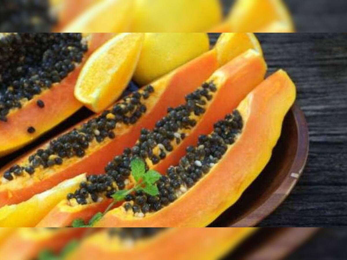 Papaya Seeds Benefits: थंडीत खा पपईच्या बिया, करा सर्दी आणि तापातून सुटका  title=