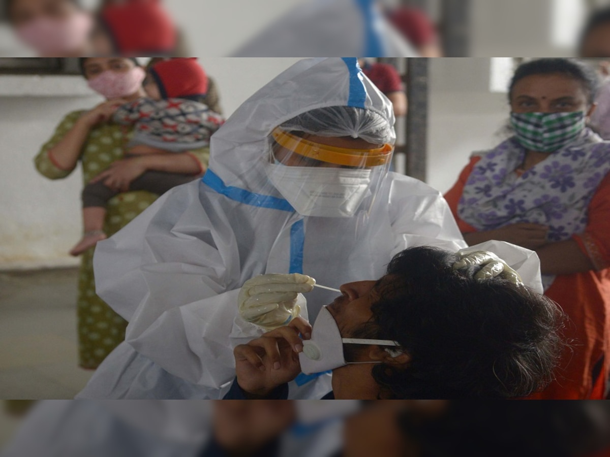 Coronavirus In Mumbai : मुंबईतील कोरोना रुग्णांमध्ये 3 दिवसांत 32 टक्के वाढ, BMC अलर्टवर title=
