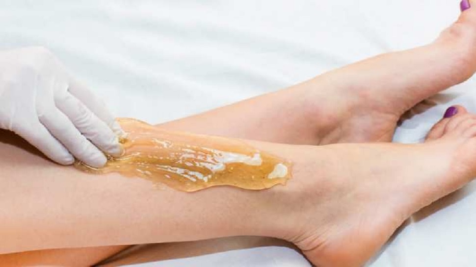 body waxing these are the easy steps of body waxing at home know more gh
