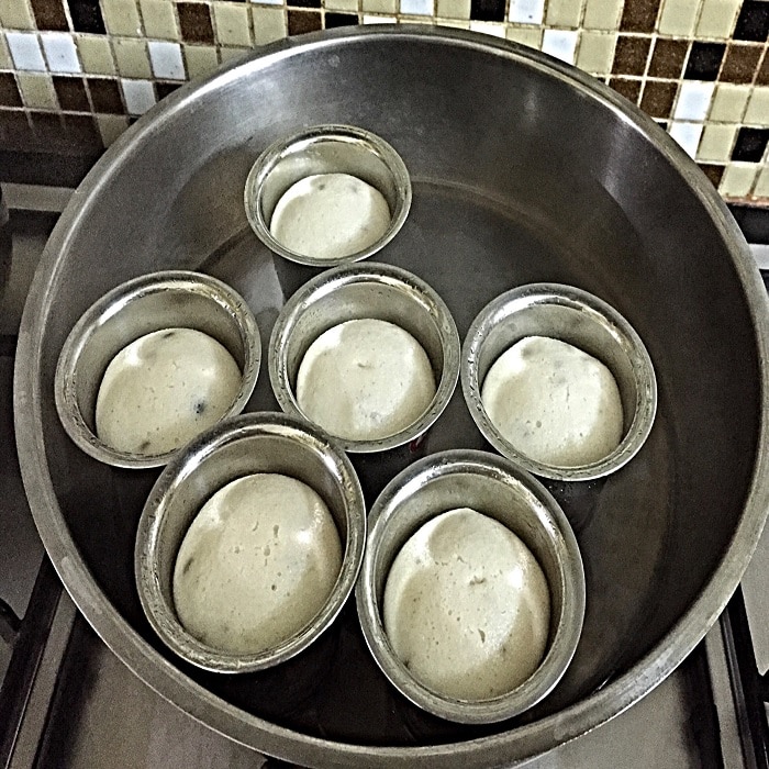 Kitchen Hacks - Making Soft Idali Without Mould in Coconut Shell Easy Idali Recipe in Marathi
