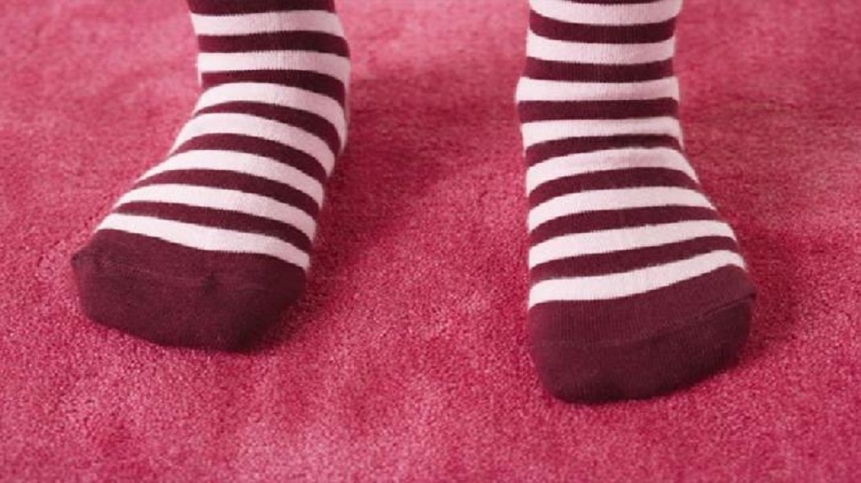 what are the side effects of wearing socks at night 