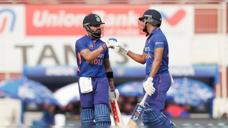 Ind vs Sl 3rd ODI : विराटच्या वादळासमोर श्रीलंकेचा धुरळा, 'इतक्या' धावांचं आव्हान!