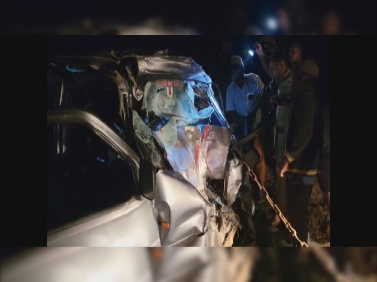Mangaon Accident : मुंबई - गोवा राष्ट्रीय महामार्गावर भीषण अपघात, 10 जणांचा मृत्यू title=