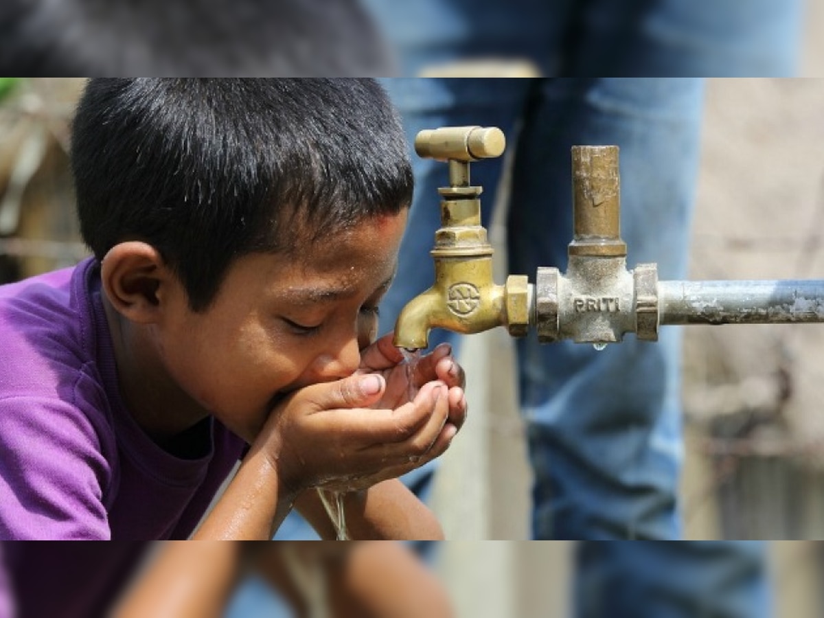 Mumbai Water : मुंबईकरांनो काळजी घ्या, पाणी उकळून आणि गाळून प्या ! title=