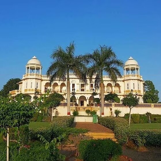 sooryavansham palace