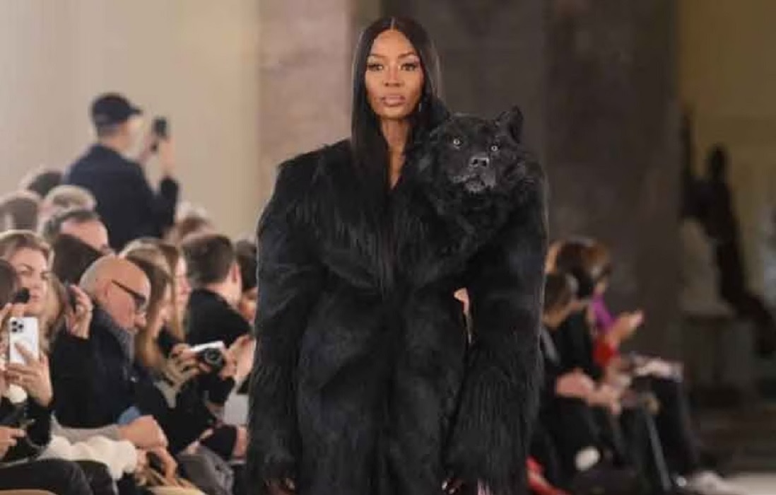 paris fashion week 2023 Wild animal heads