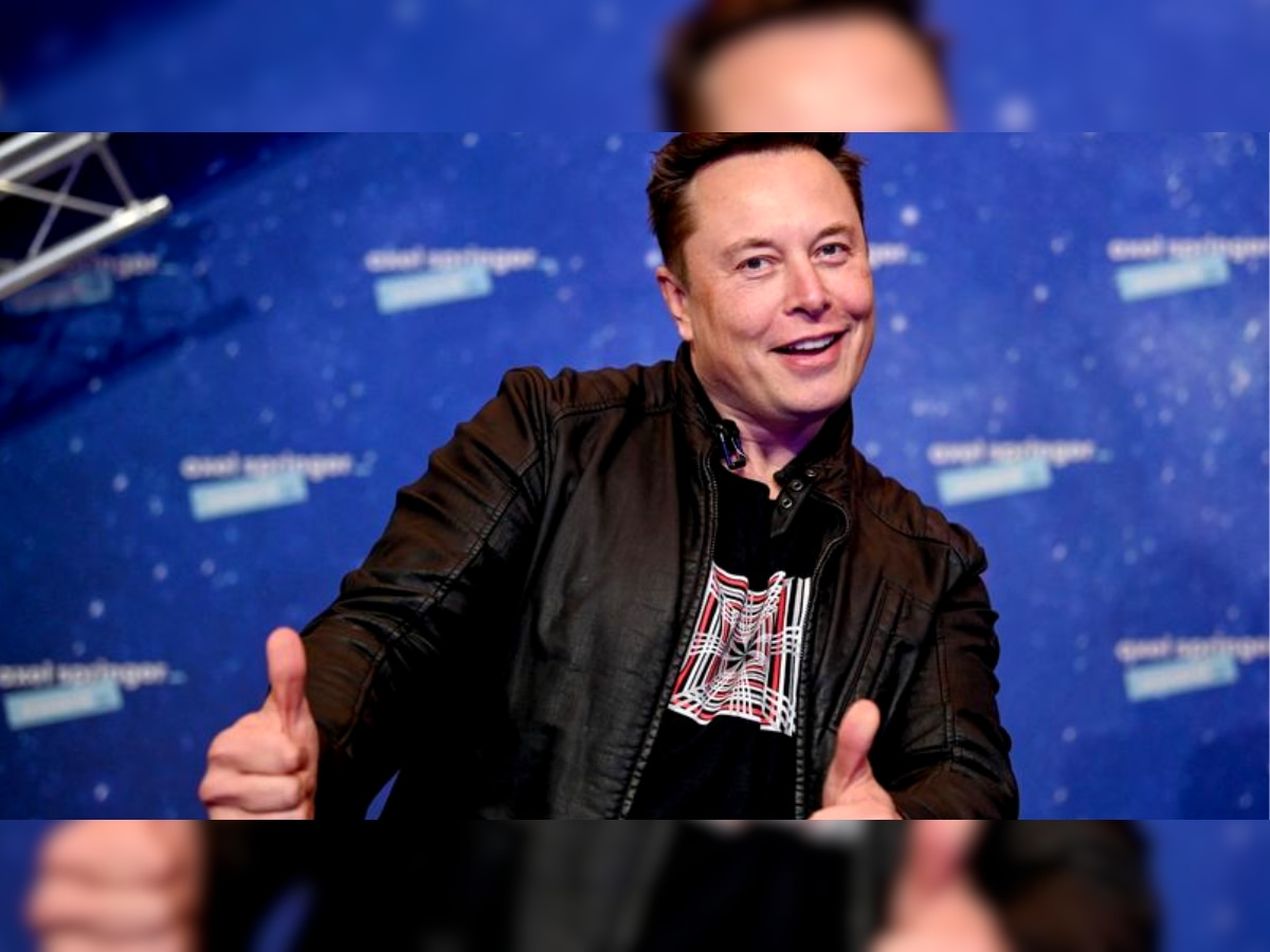 Elon Musk यांनी बदललं नाव, बारसं घातल्याने मिळाली नवी ओळख! title=