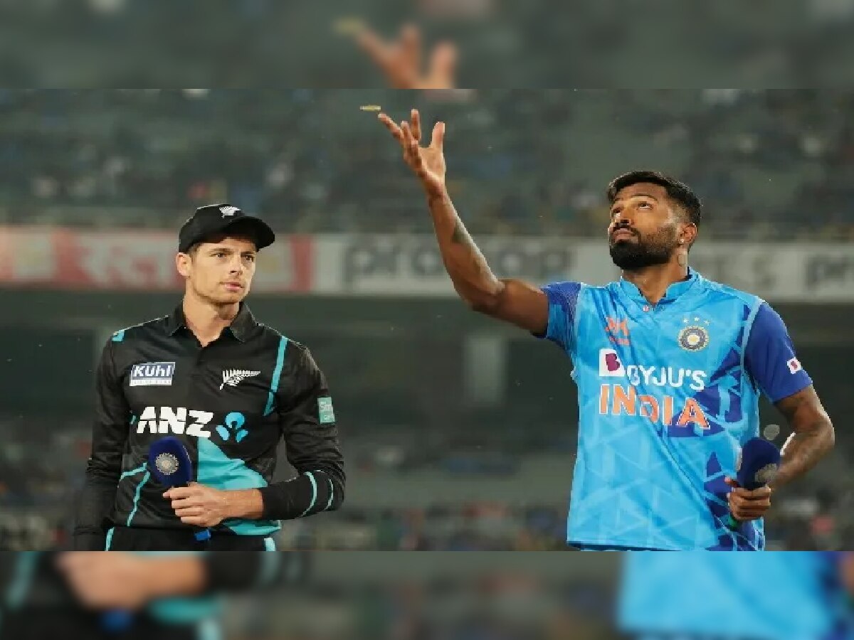 IND vs NZ : टी-20 सिरीज वाचवण्यासाठी Hardik Pandya टीममध्ये करणार मोठे बदल; 'या' 2 खेळाडूंना देणार डच्चू? title=