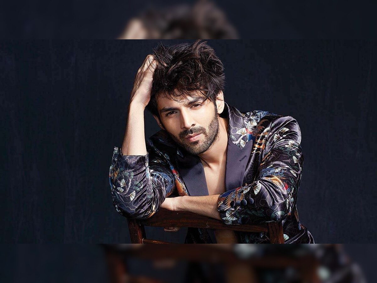 'रोमान्स करत असतानाच म्हणाली भैय्या...', Kartik Aryan चा अभिनेत्रीसोबतचा तो व्हिडीओ व्हायरल title=