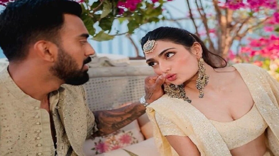 K L Rahul And Athiya Shetty Pics Goes Viral On Instagram Sangeet Ceremony 7559