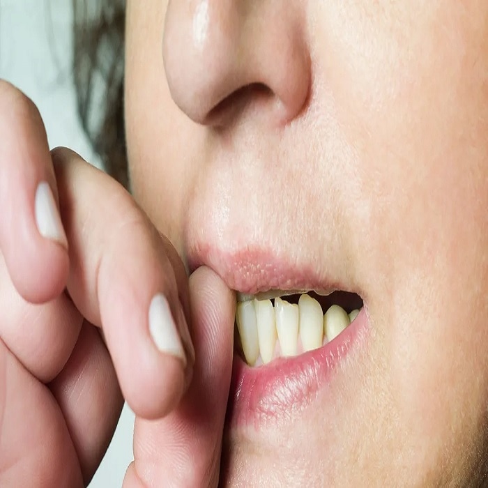 How to stop biting nails habit know details in marathi health tips
