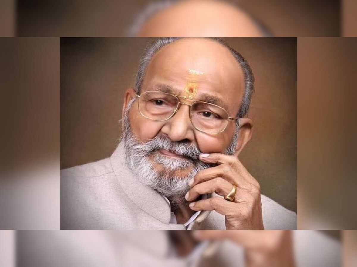 कलाजगताने गमावले दिग्गज दिग्दर्शक; K. Viswanath यांचे वयाच्या 92 व्या वर्षी निधन title=