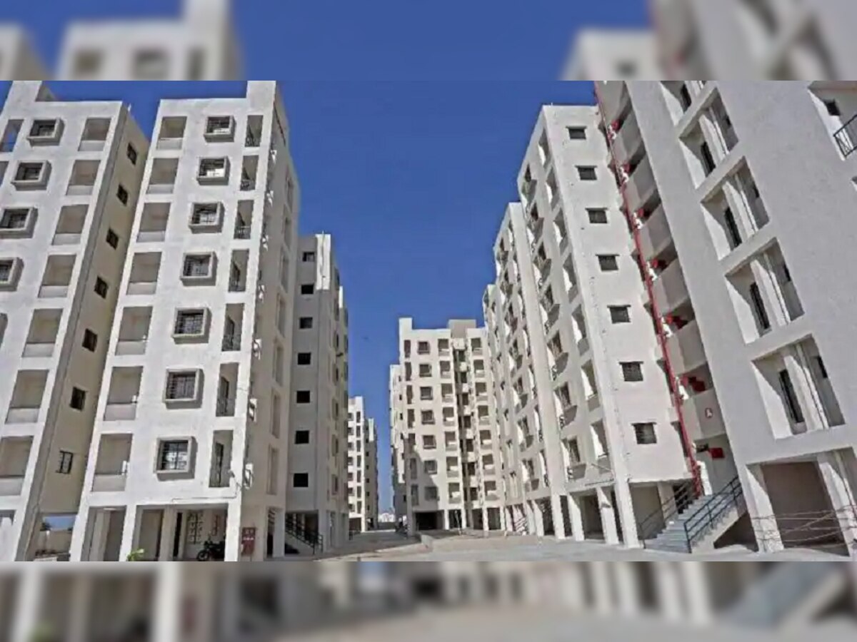 Housing Scheme : सरकारकडून मोठं गिफ्ट; अवघ्या 300 रुपयांमध्ये मिळणार फ्लॅट  title=