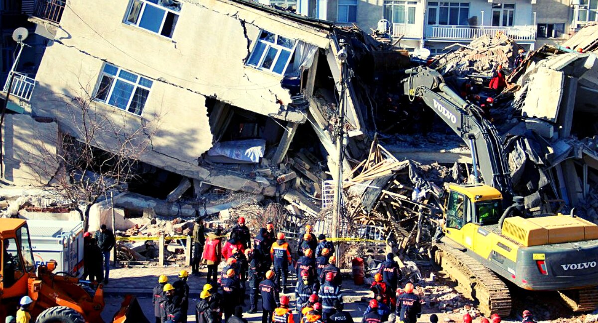 Turkey Earthquake: सलग तिसऱ्या भुकंपाने तुर्की हादरलं, 24 तासात मृतांचा आकडा 1500 पार!