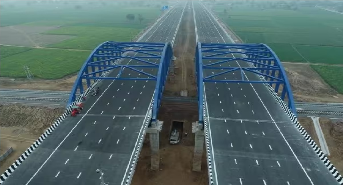 delhi mumbai expressway pm modi