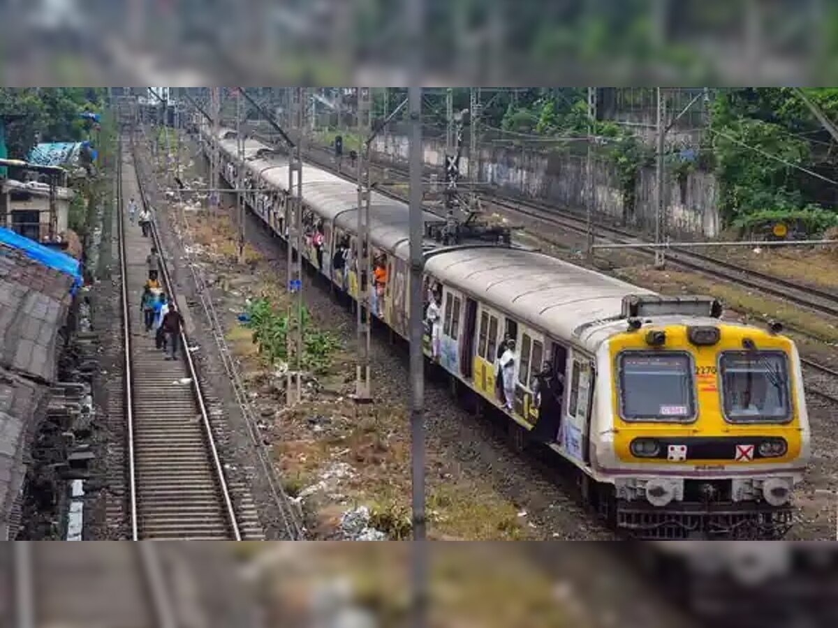 Mumbai Railway Mega Block : मुंबईकरांनो आज घराबाहेर पडत असाल तर ही बातमी नक्की वाचा  title=
