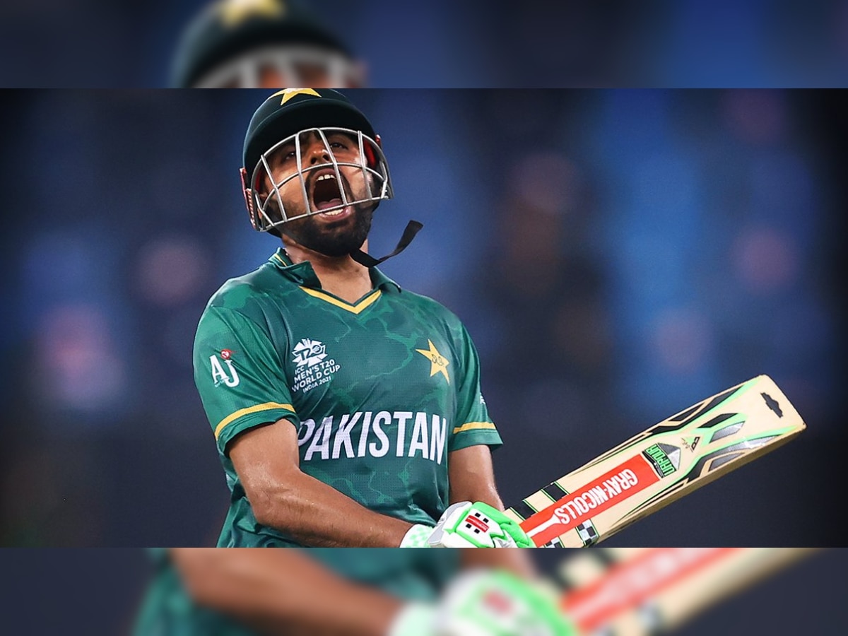 6,6,6,6,6,6... Babar Azam ने एकाच ओव्हरमध्ये ठोकले 6 सिक्स; पाहा Video title=