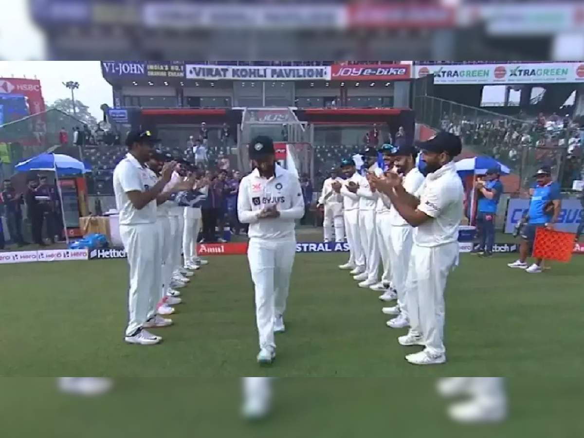 IND vs AUS VIDEO : चेतेश्वर पुजाराला भारतीय संघाकडून Guard Of Honour ; कोणत्याही खेळाडूला भावूक करणारा तो क्षण  title=