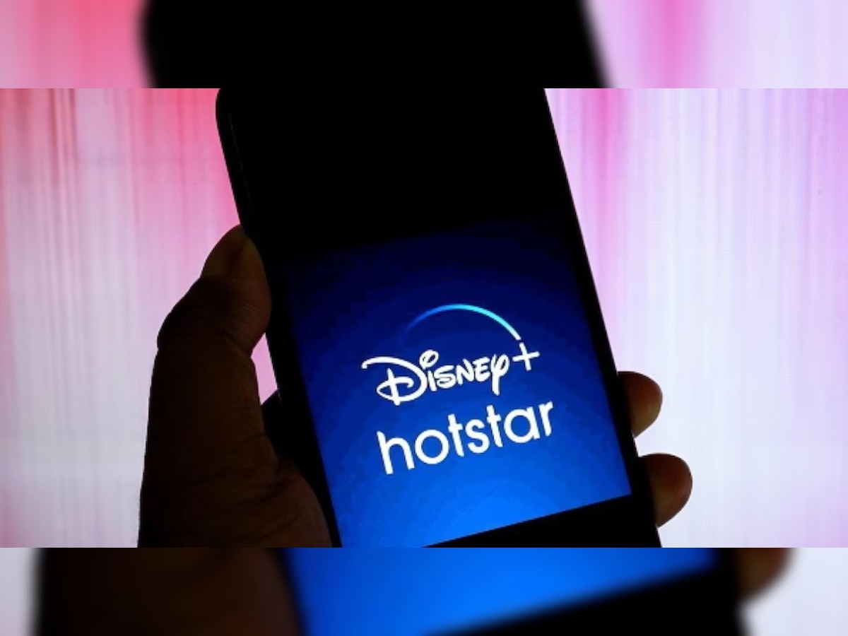 Disney+ Hotstar Down: भारत-ऑस्ट्रेलिया सामना सुरू असताना हॉटस्टारची सेवा बंद, नेटकऱ्यांचा बोभाटा! title=