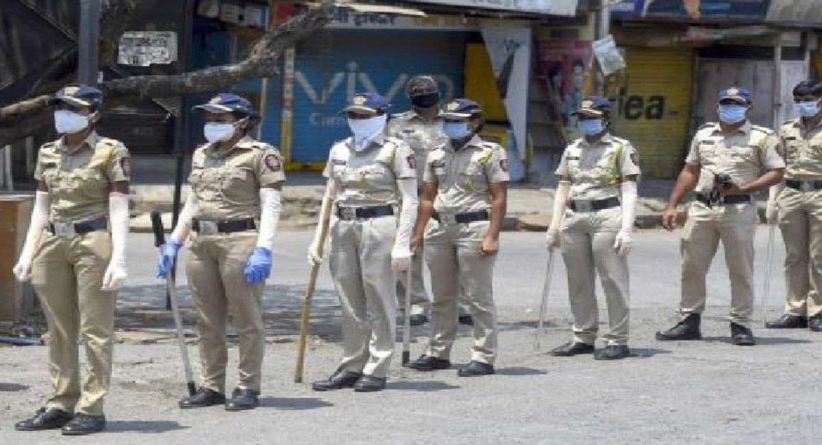 Pune News : लेकीला पोलीस होताना पाहायचं स्वप्न अधुरं राहिलं... अपघातात बापाचा दुर्दैवी मृत्यू