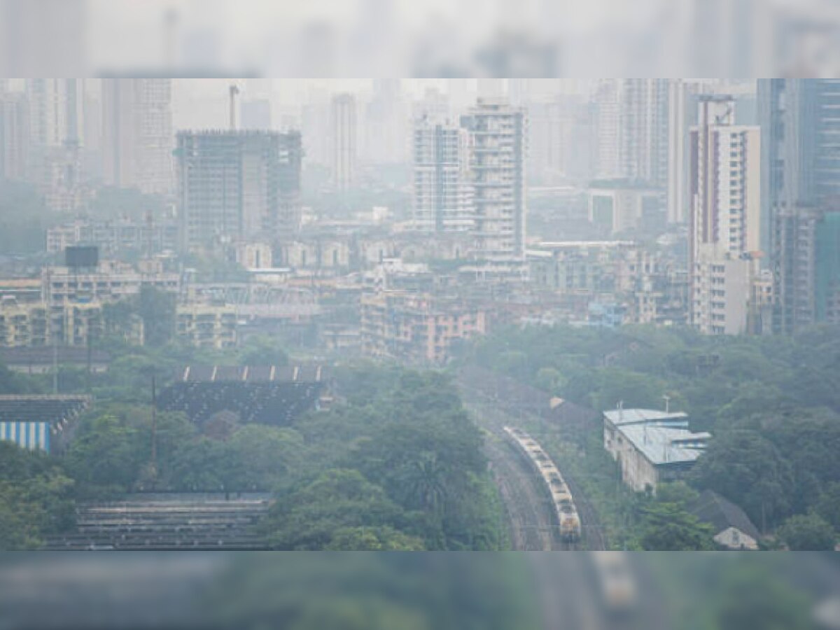 Mumbai pollution: मुंबईची हवा बिघडली; श्वसनाच्या आजाराने मुंबईकर बेजार title=