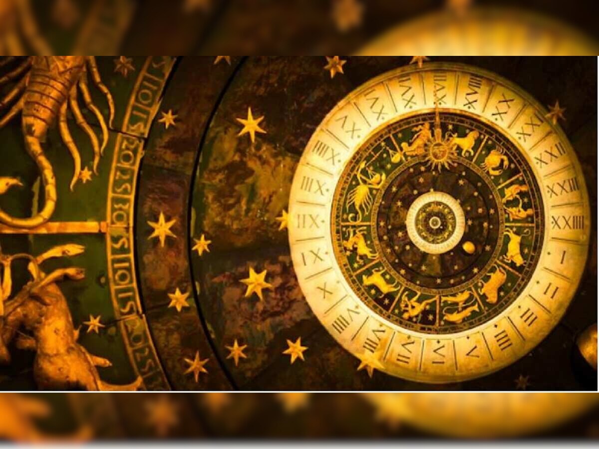 Horoscope 15 March 2023 : 'या' राशीच्या व्यक्तींनी पैशांच्या बाबतीत सतर्क राहावं! title=
