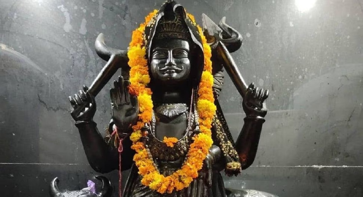 Shani dev 18 march 2023 ekadashi date sade sati good effect upay in marathi 