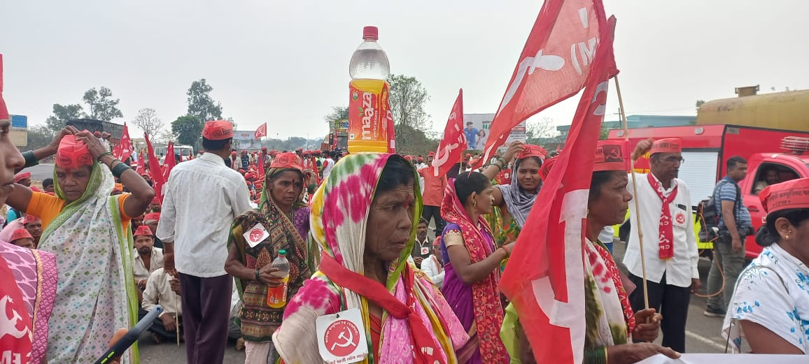 Kisan sabha Long March Nashik to Mumbai latest updates photos 