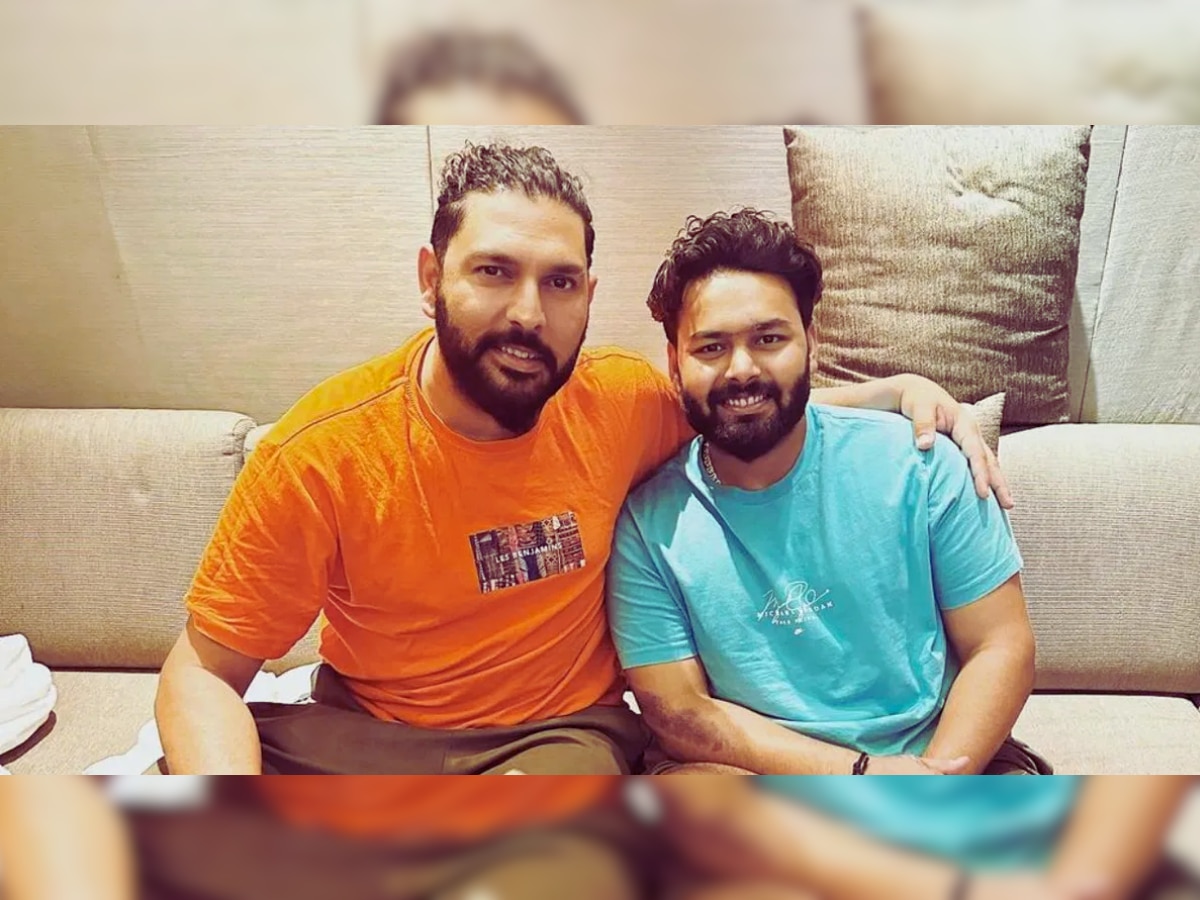 Yuvraj Singh Meet Rishabh Pant: सिक्सर किंग पंतच्या भेटीला; कॅन्सर फायटर युवीने दिला 'तो' मोलाचा सल्ला! title=