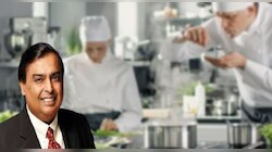 Mukesh Ambani Cook Salary: मुकेश अंबानी यांच्या शेफला मिळतो 'इतका' पगार, एका कंपनीच्या CEO पेक्षाही जास्त 