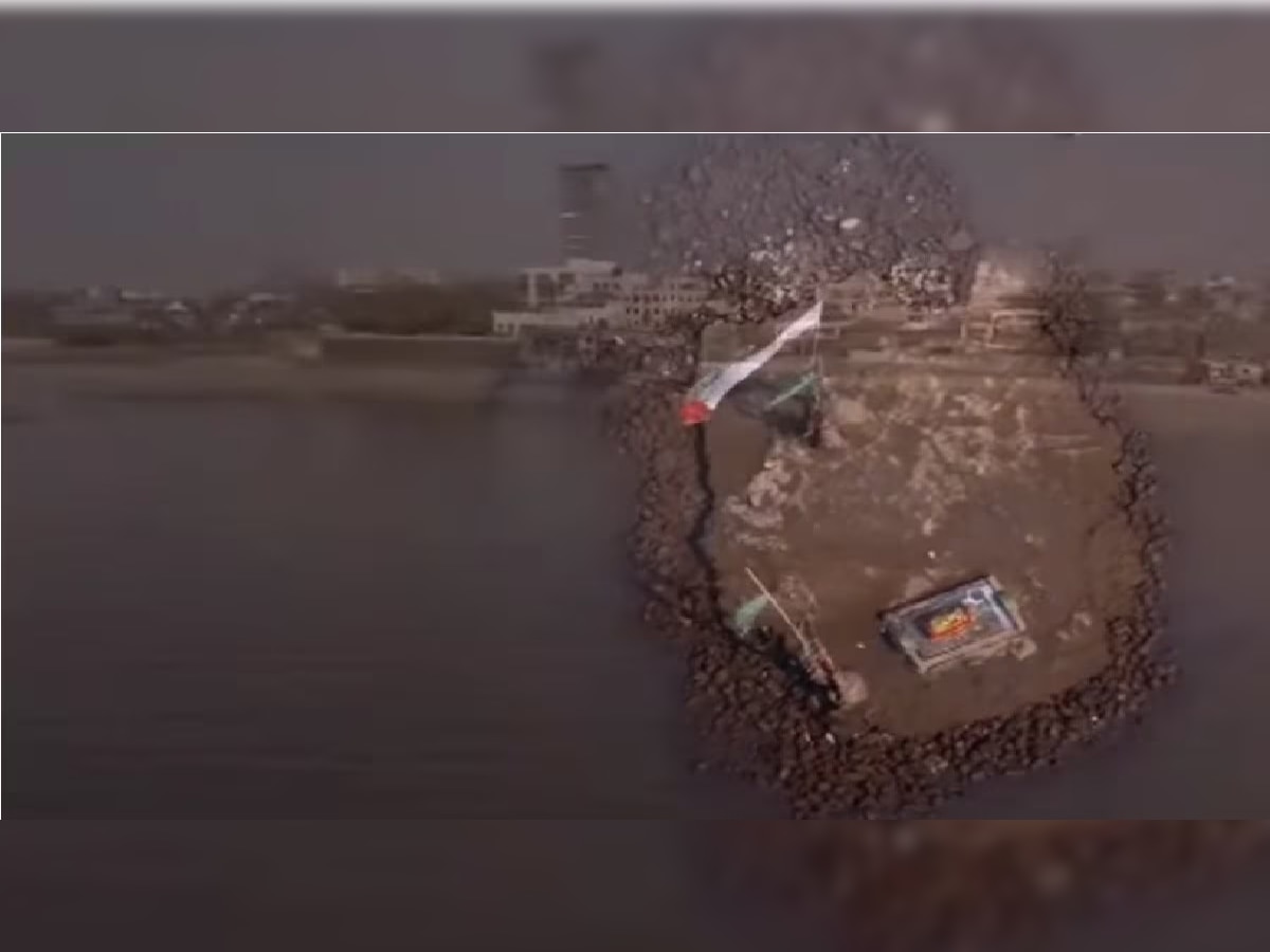 Mahim Dargah Construction : समुद्रातील माहीम दर्गा अनधिकृत बांधकाम जेसीबीच्या सहाय्याने टाकले काढून  title=