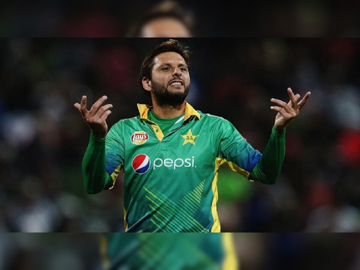"मला विष देण्यात आलं होतं, शाहिद आफ्रिदीने 40 ते 50 लाख....," पाकिस्तानी क्रिकेटरच्या आरोपांनी क्रिडा विश्वात खळबळ title=
