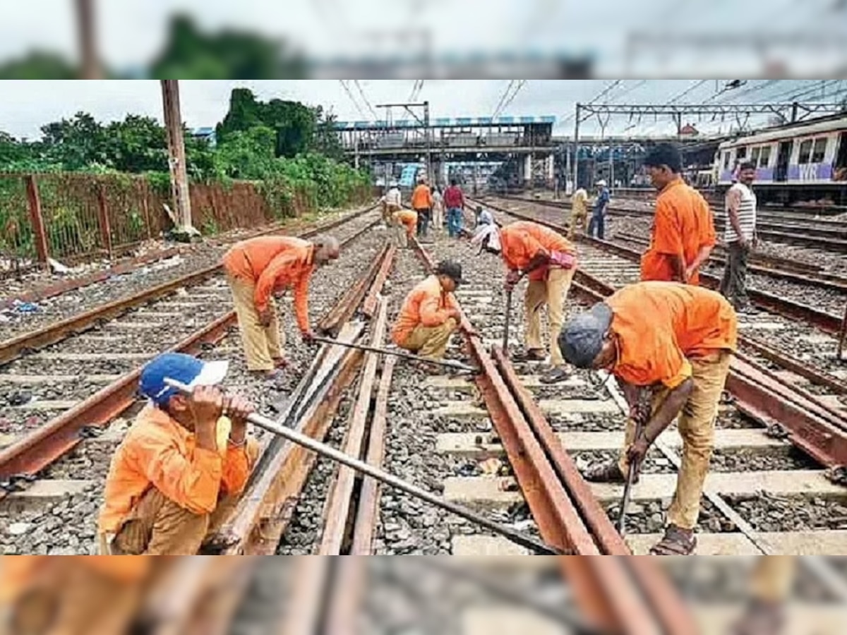 Mumbai : आज घराबाहेर पडताय? काही लोकल रद्द तर काही विलंबाने धावणार, पाहा लोकलचे वेळापत्रक  title=