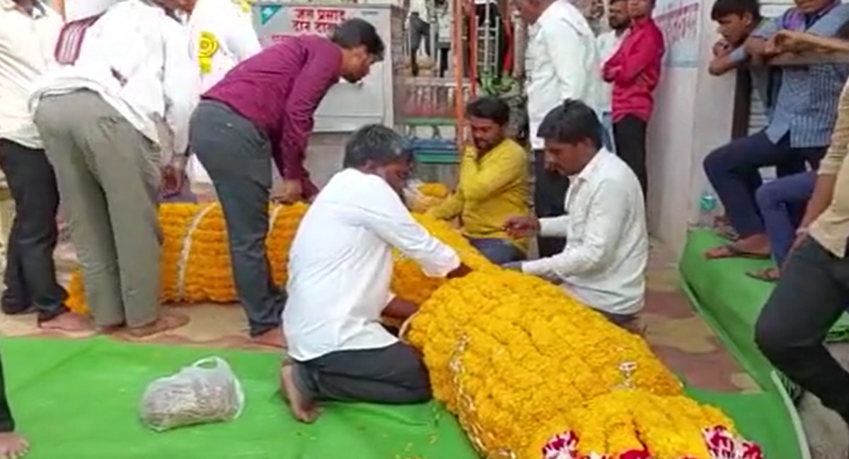 World famous 105 feet tall Hanuman idol